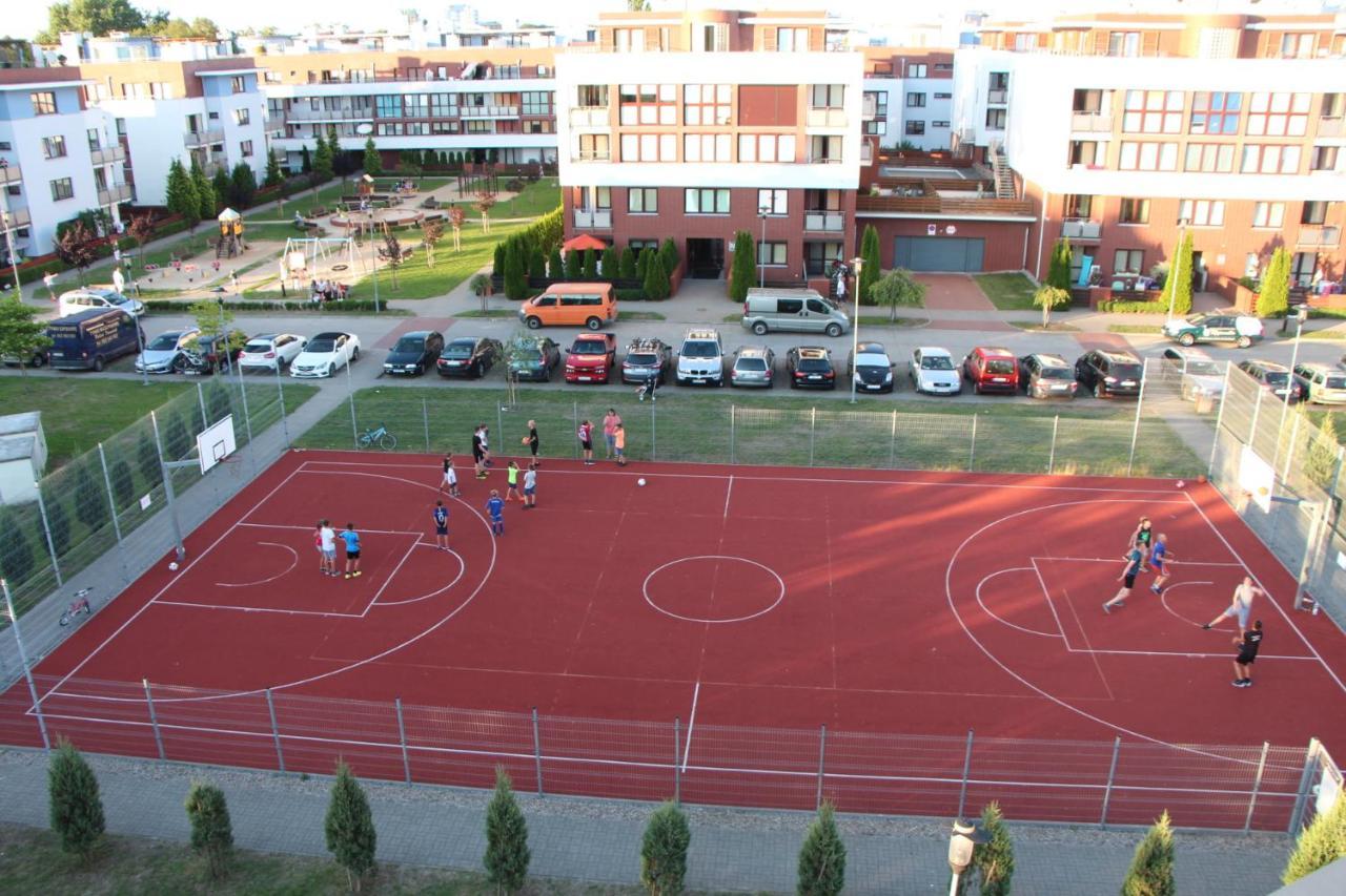 Apartament Jantar Z Ogrodem Kołobrzeg Exteriör bild